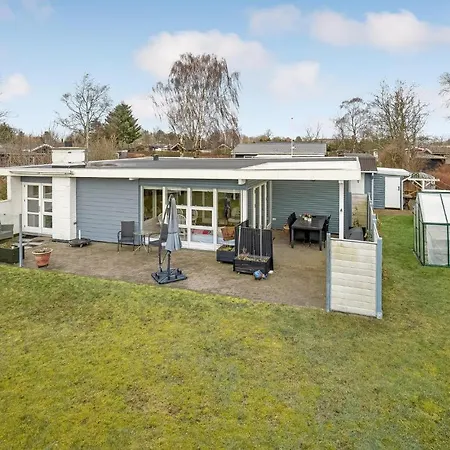 Beautiful In With Kitchen Middelfart