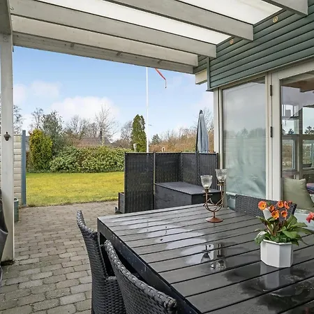 Beautiful In With Kitchen Middelfart
