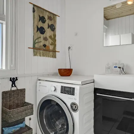 Beautiful In With Kitchen Hotel